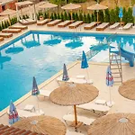 Eco Momata Hotel