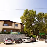 Eco Momata Hotel 2*