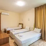 Hotel Eco Momata Kolarovo