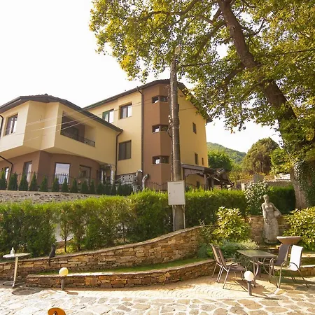 Eco Momata فندق Kolarovo