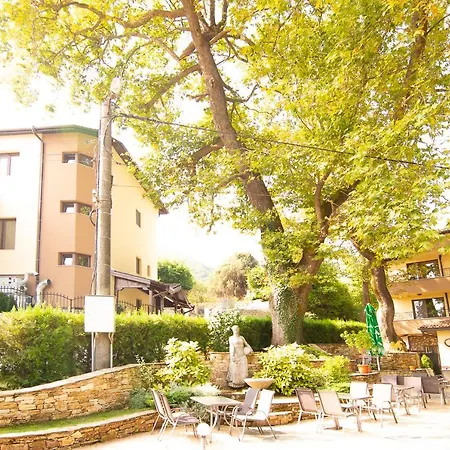 酒店 Eco Momata