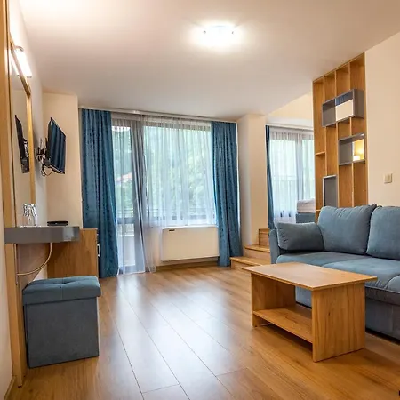 Eco Momata מלון Kolarovo