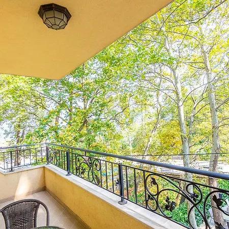 מלון Eco Momata Kolarovo