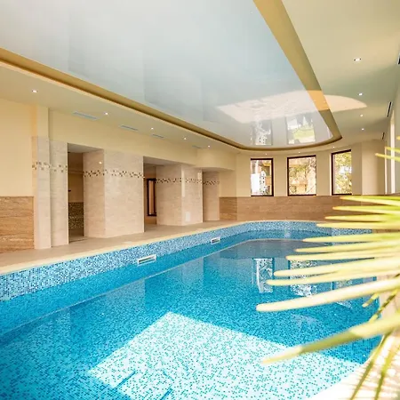 Eco Momata Hotel 2*