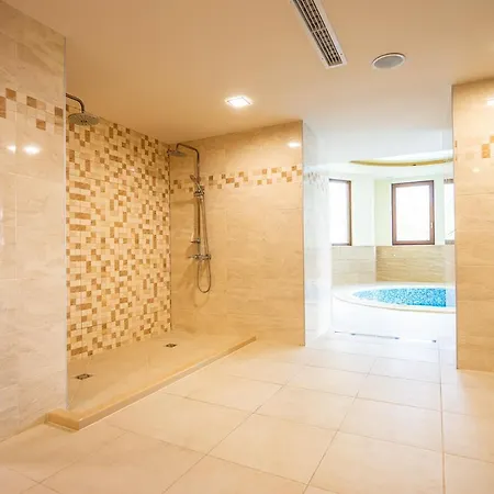 Eco Momata Hotel Kolarovo