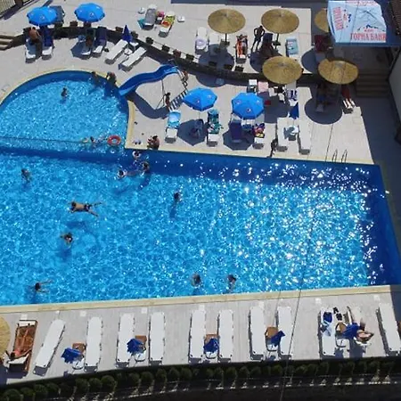 Hotel Eco Momata