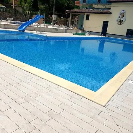 Eco Momata 2* Kolarovo