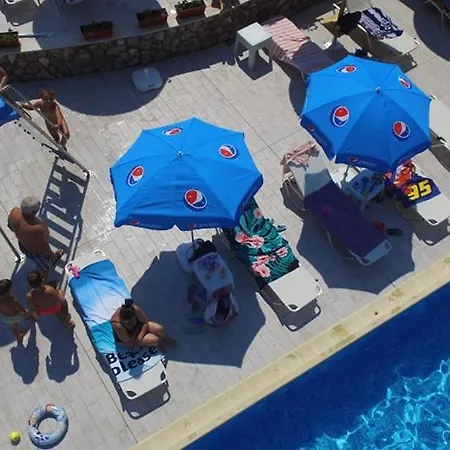 Eco Momata 2* Kolarovo